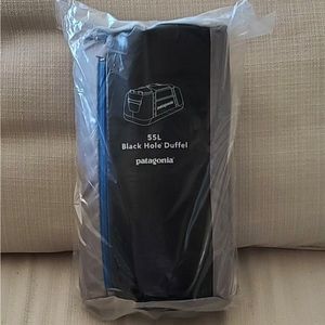 BRAND NEW PATAGONIA BLACK HOLE DUFFEL BAG 55L FITZ TROUT